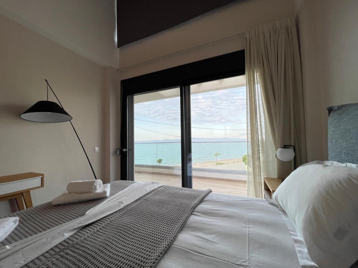 Villa Oleandra By The Sea Polychrono Bagian luar foto